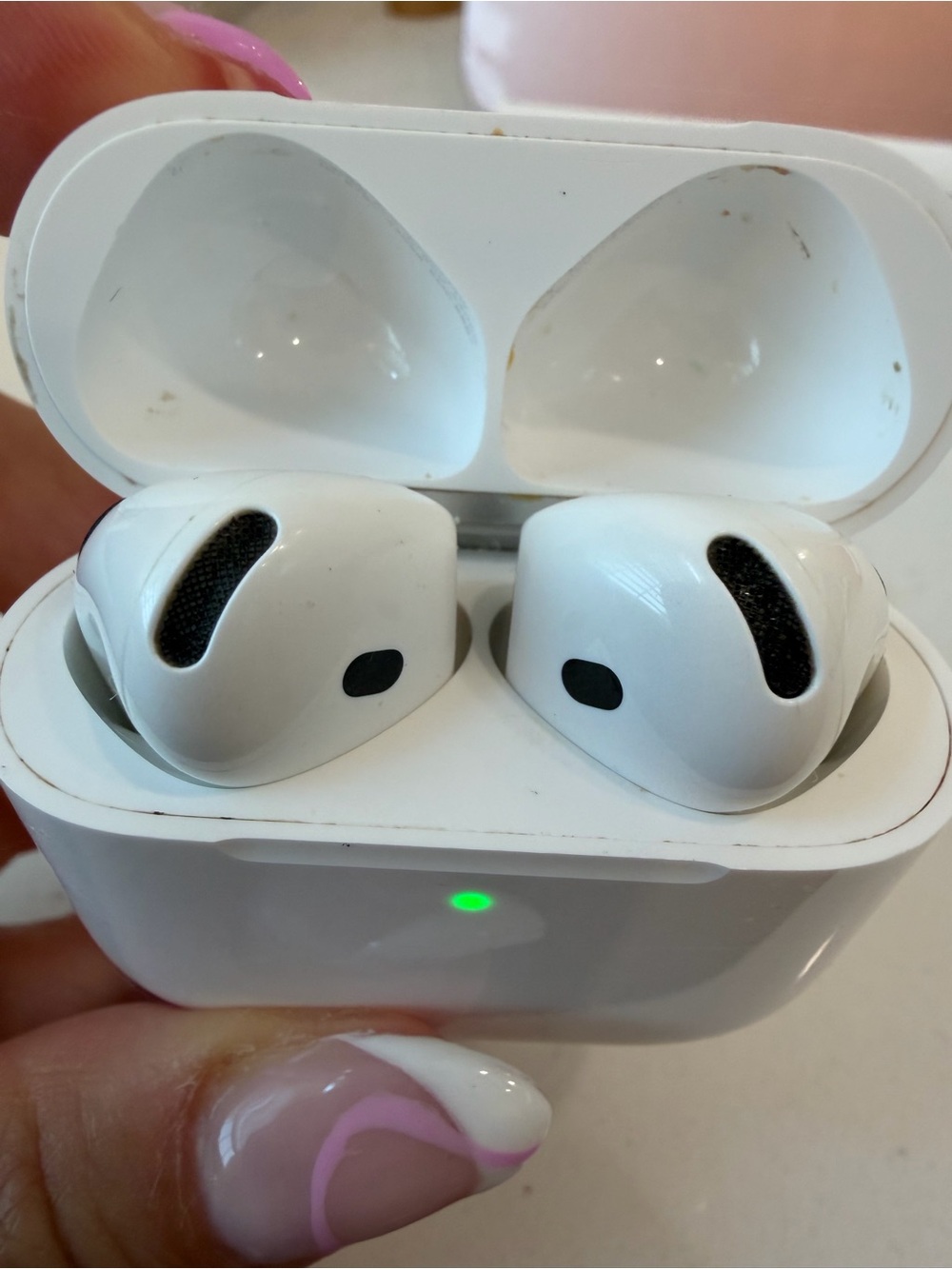 Apple AirPods 4 with Active Noise Cancellation